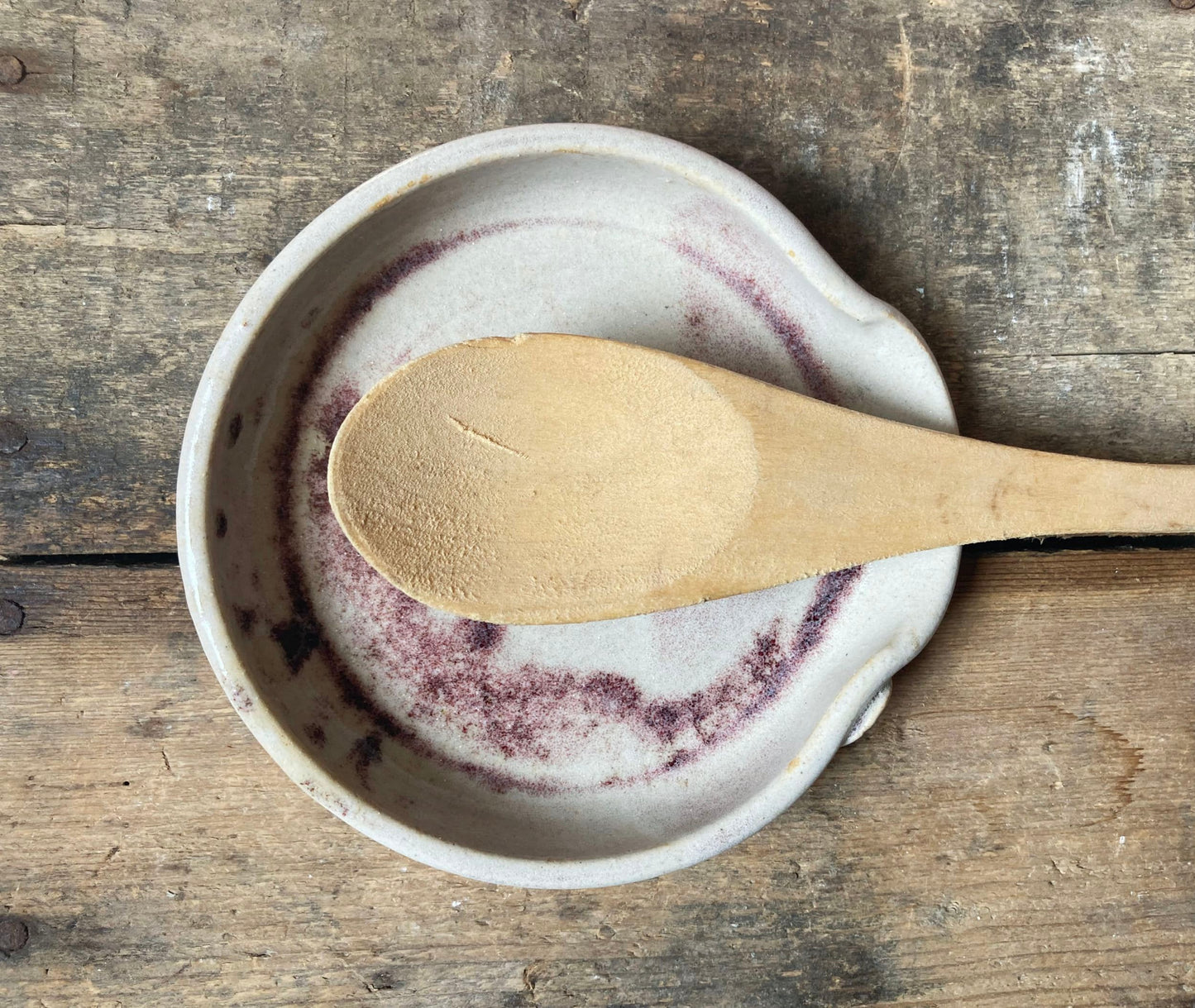 Appoggia cucchiaio in gres bianco fatto a mano