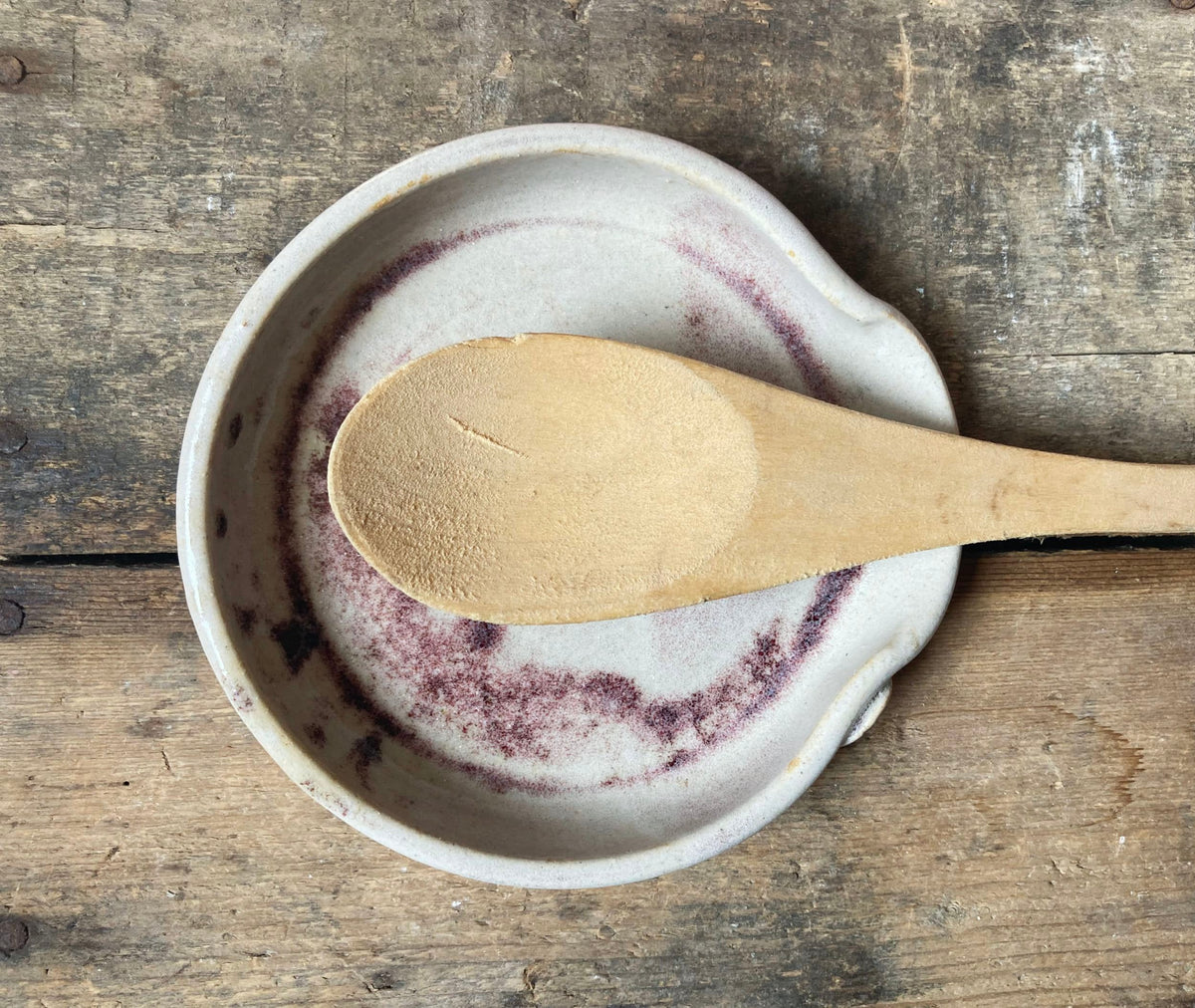 Appoggia cucchiaio in gres bianco fatto a mano