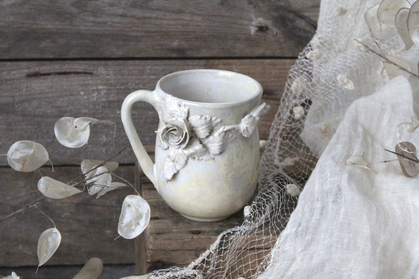 Tazza Rosa Alice (avorio) - Tazza in gres artigianale
